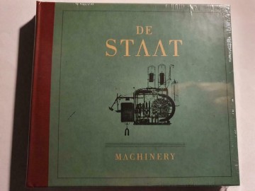 Front cd de staat   machinery   8712725733225