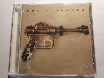 Front cd foo fighters   foo fighters   0724383402724
