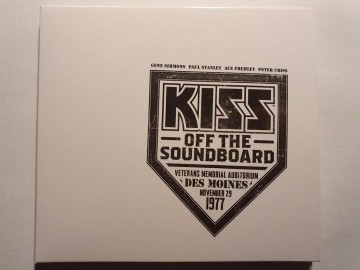 Front cd kiss   off the soundboard live in des moines 1977 german version   0602448142788