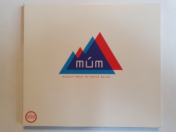 Front cd mum   please smile my noise bleed   0880918002026
