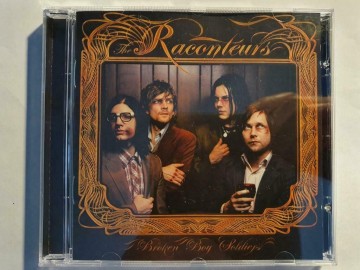 Front cd the raconteurs   broken boy soldiers   0634904019624