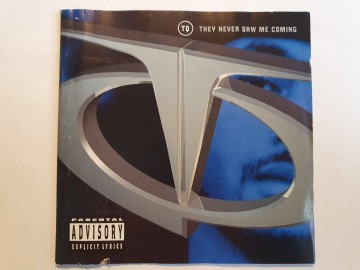 Front cd tq   they never saw me coming   5099749140325