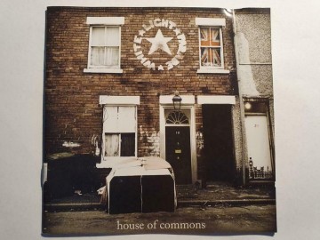 Front cd white light parade   house of commons   5060095790373