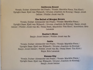 Info tracks cd assorted travellers   rustlers moon   assorted travellers