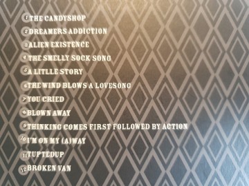 Tracks cd make up your mind   hold on tied   muym240407