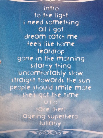 Tracks cd newton faulkner   hand built by robots   0886971130621