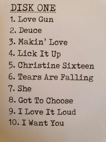Tracks cd1 2cd kiss   off the soundboard live in virginia beach july 25 2004 german version   0602445480739