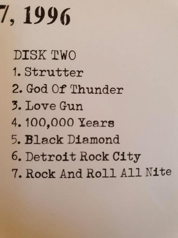 Tracks cd2 2cd kiss   off the soundboard live at donington   0602445539536